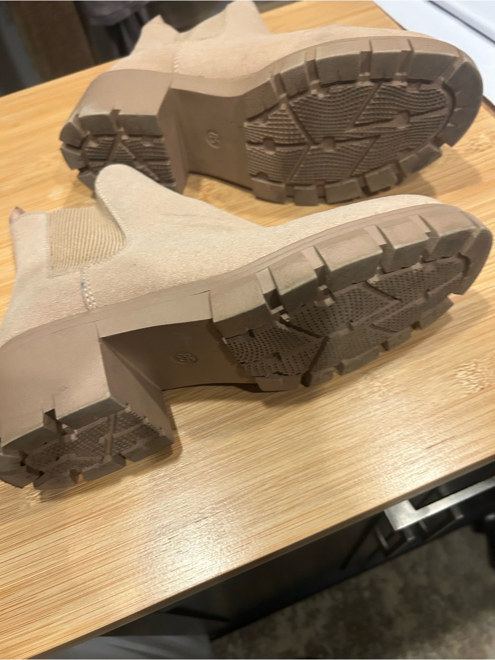 ATHLEFIT Beige Suede Chelsea Ankle Boots Chunky Heel Lug Sole Fall 2026 Trend - Picture 3 of 5